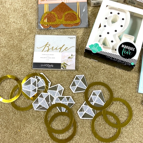 HUGE LOT Wedding Bachelorette Bridal Shower Decorations Balloons Banners… - Picture 5 of 6